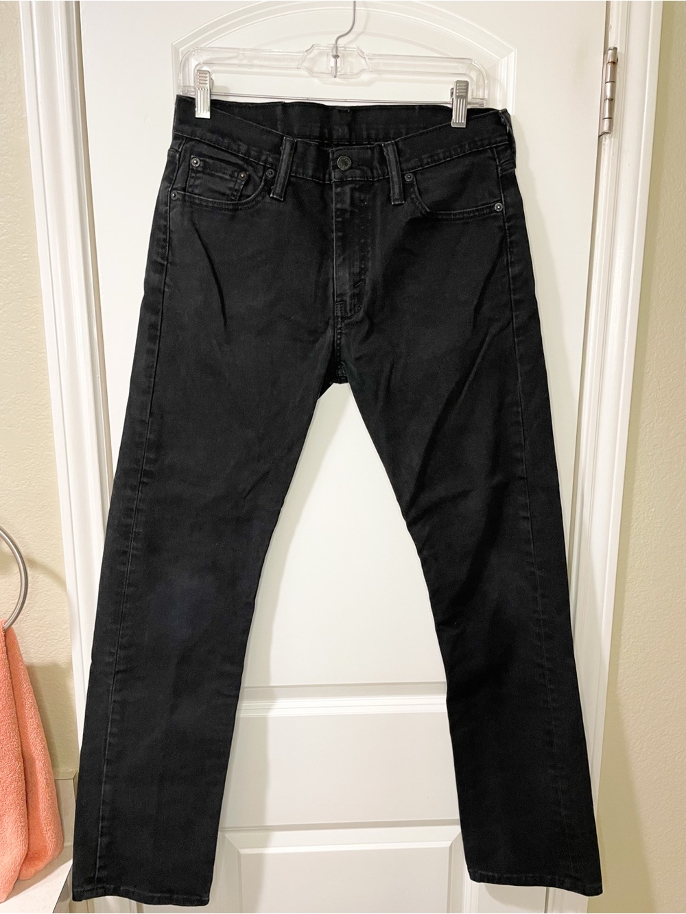 Levi 513 Black Slim Straight Jeans